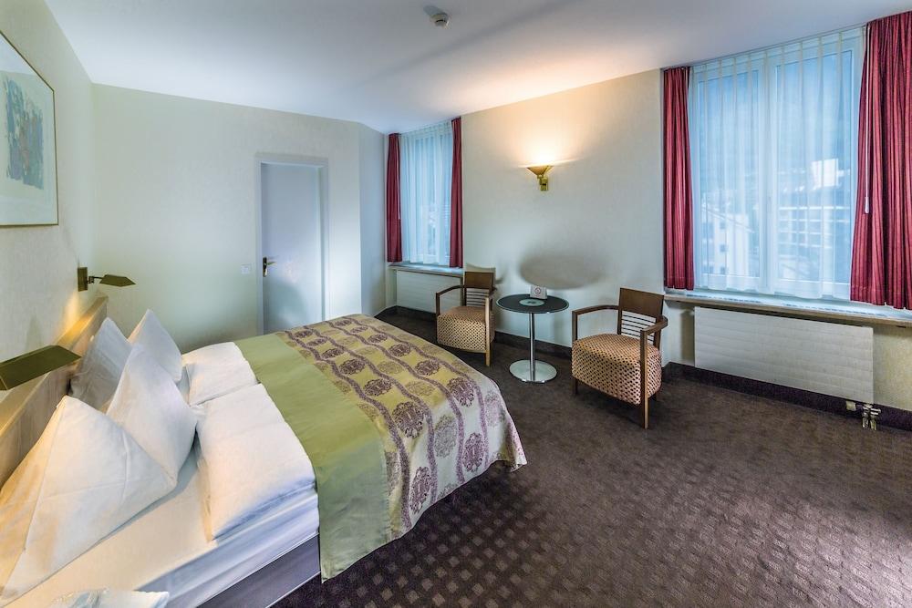 Seehotel Waldstätterhof Swiss Quality Brunnen Exteriör bild