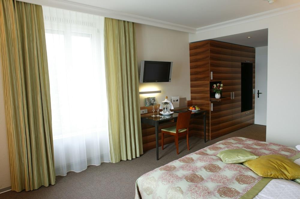 Seehotel Waldstätterhof Swiss Quality Brunnen Exteriör bild